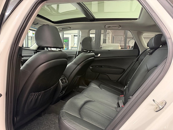 Kia Optima 30 of 30