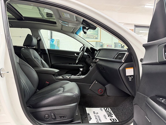 Kia Optima 19 of 30