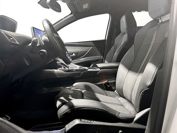 Peugeot 5008 4 of 5