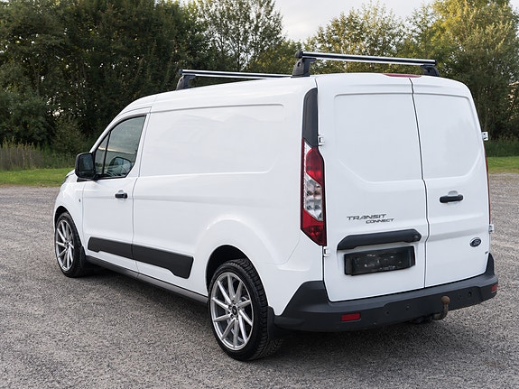 Ford Transit Connect 4 of 5
