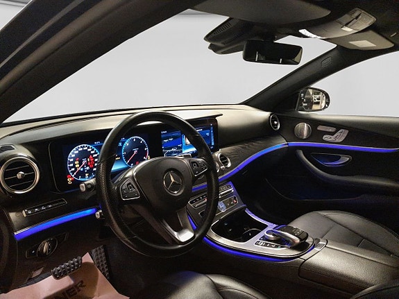 Mercedes-Benz E350 d 4 of 16