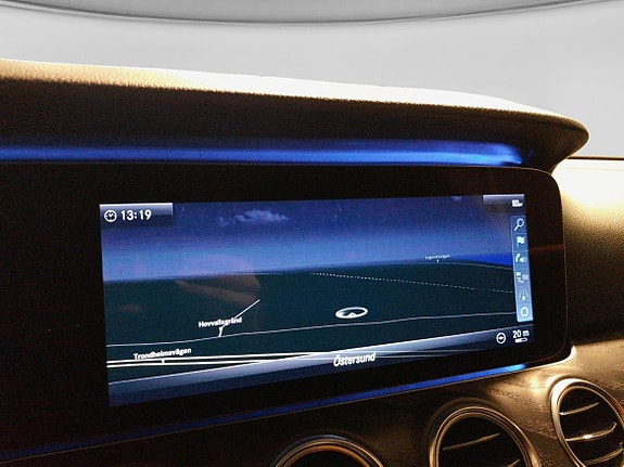 Mercedes-Benz E350 d 12 of 16