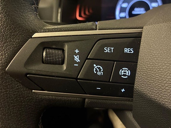 Seat Arona 11 of 14