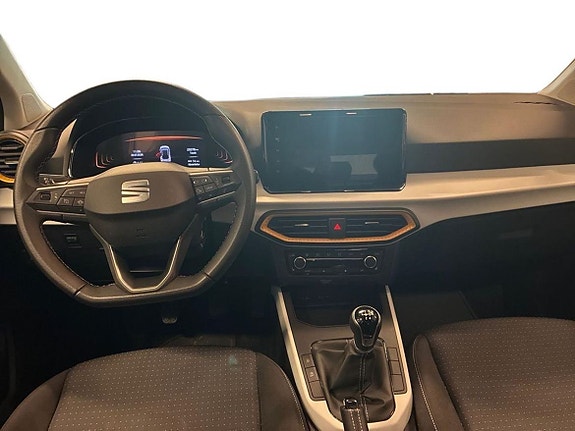 Seat Arona 7 of 14