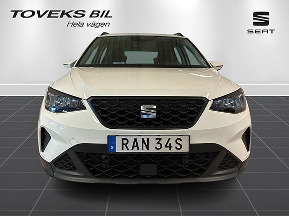 Seat Arona 4 of 14