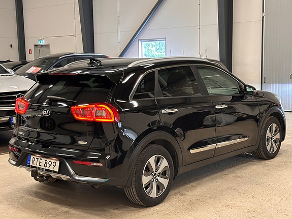 Kia Niro 2 of 30