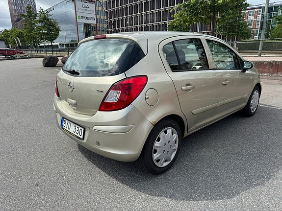 Opel Corsa 4 of 5