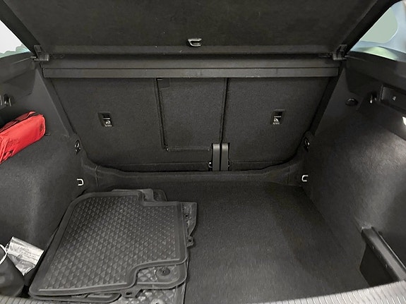 Volkswagen Tiguan 12 of 15