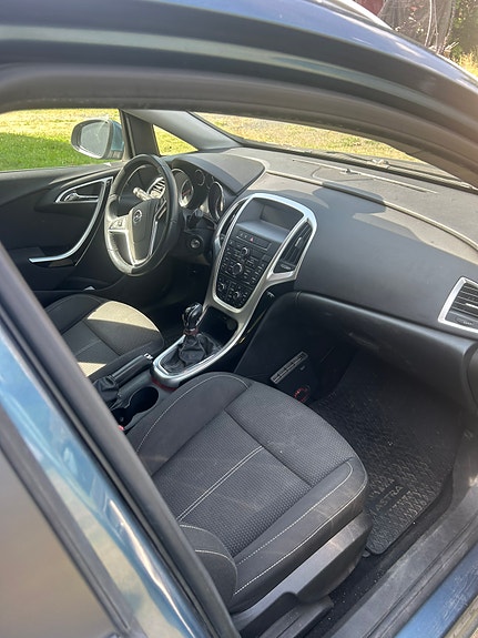 Opel Astra 5 of 5