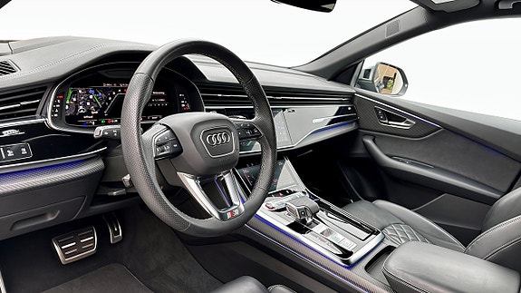 Audi SQ8 8 of 18