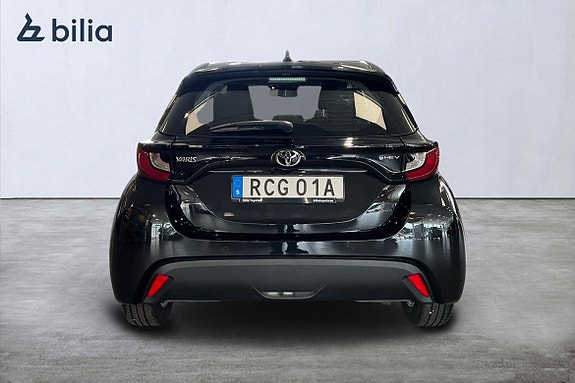 Toyota Yaris 5 of 5
