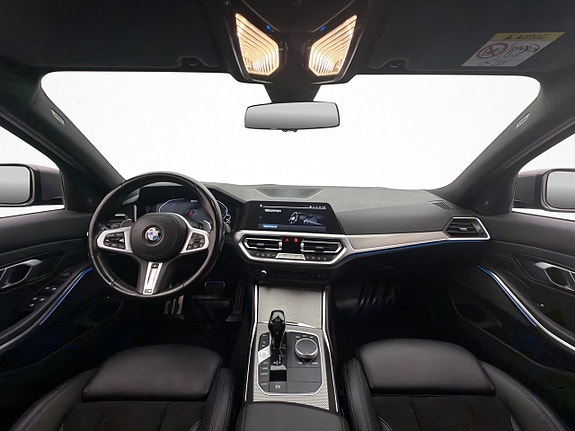 BMW 330e 12 of 30