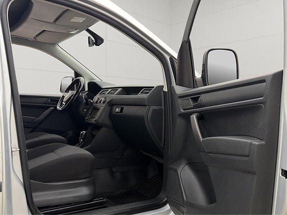 Volkswagen Caddy Maxi 25 of 29