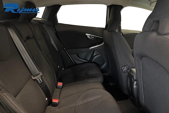 Volvo V40 Cross Country 18 of 19