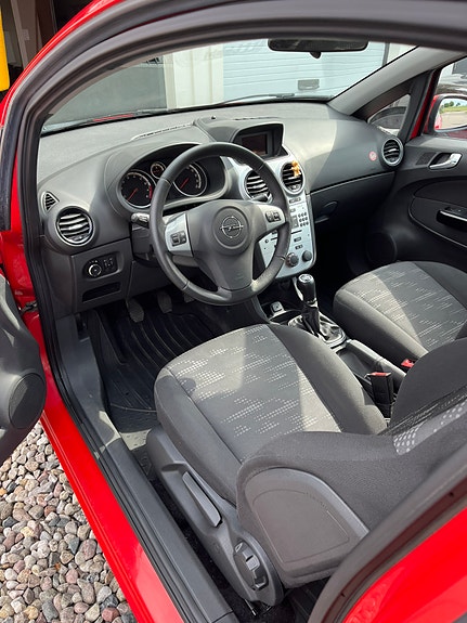 Opel Corsa 7 of 8