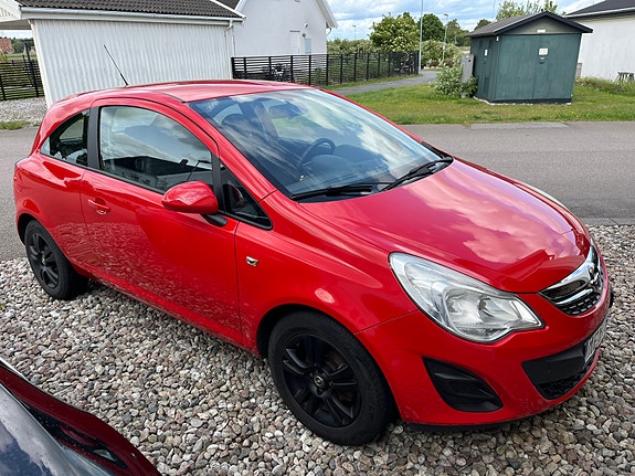 Opel Corsa 2 of 5