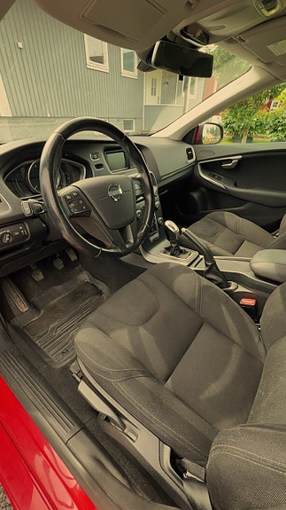 Volvo V40 5 of 5