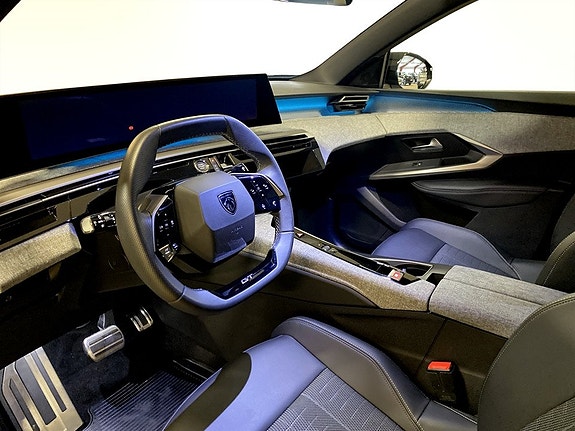 Peugeot 3008 4 of 5