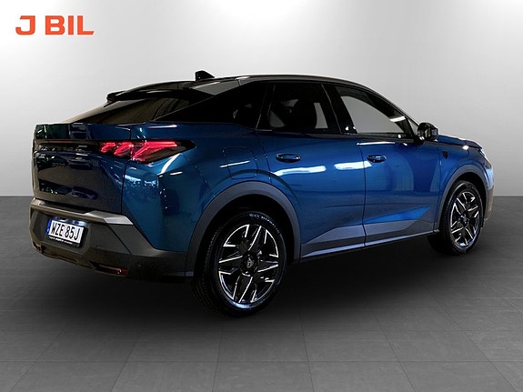 Peugeot 3008 3 of 5