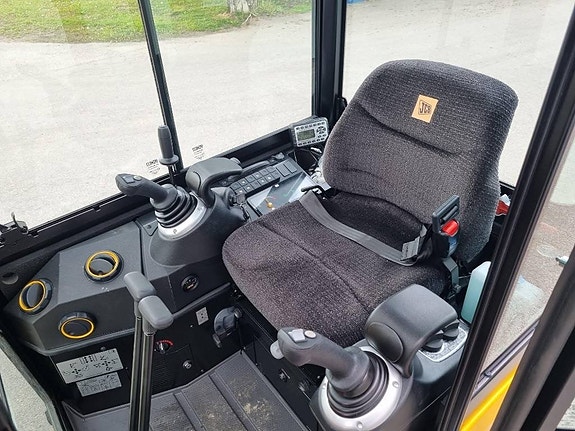 JCB 19C-1 utrustad med rotortilt 0,99% ränta 5 of 5
