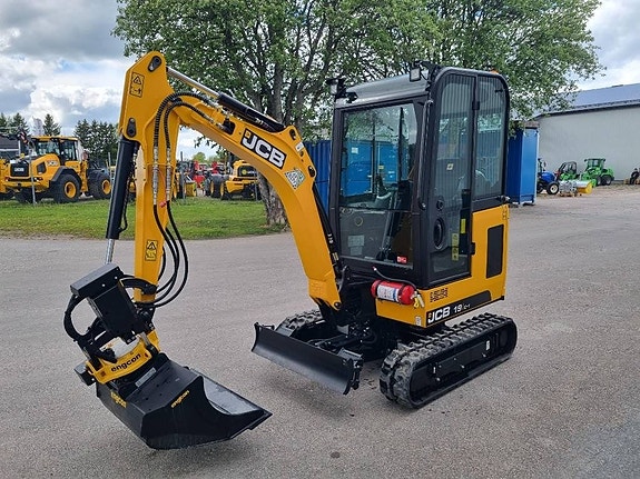 JCB 19C-1 utrustad med rotortilt 0,99% ränta 4 of 5