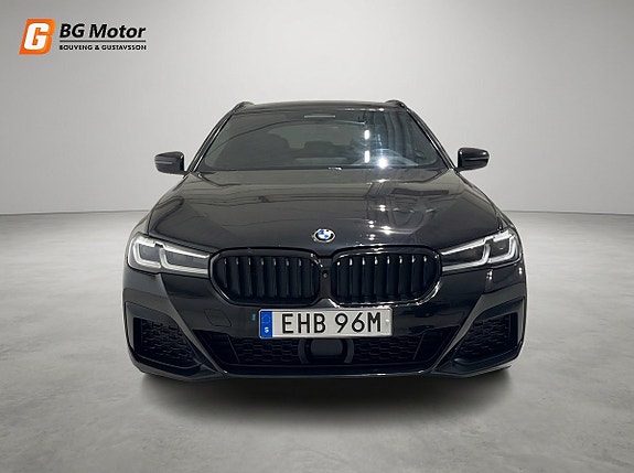 BMW 530d 2 of 29