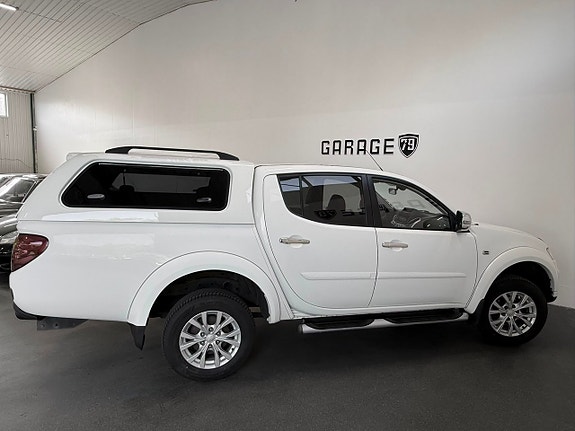 Mitsubishi L200 9 of 12