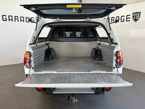 Mitsubishi L200 12 of 12
