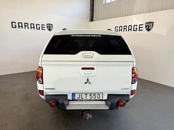 Mitsubishi L200 8 of 12
