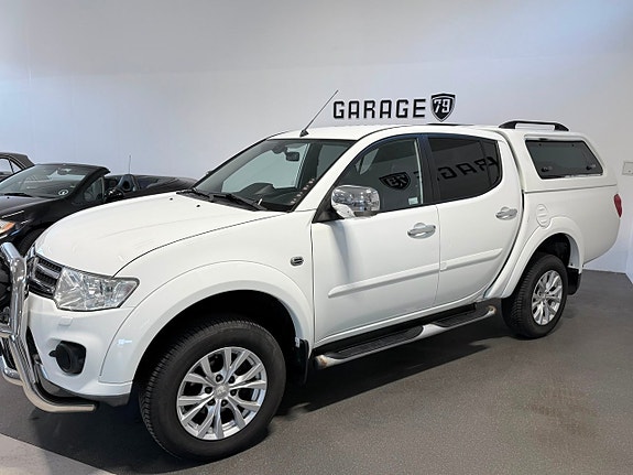 Mitsubishi L200 2 of 12