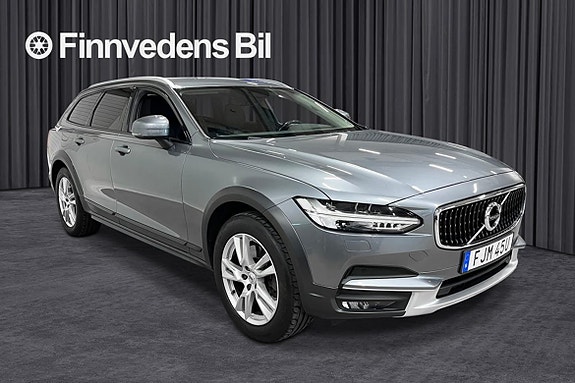 Volvo V90 Cross Country 4 of 5