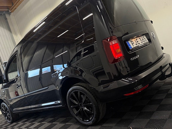Volkswagen Caddy Maxi 15 of 30