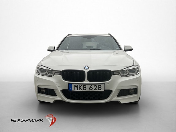 BMW 320 2 of 5