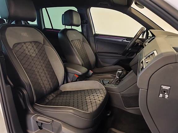 Volkswagen Tiguan 10 of 25