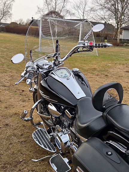 Yamaha XV1900A Midnight Star 6 of 9