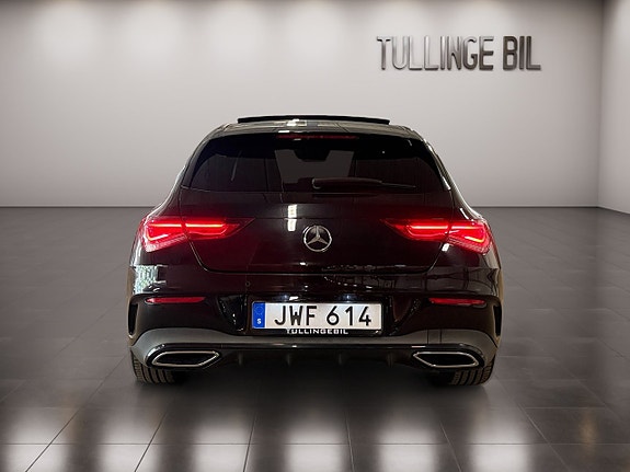 Mercedes-Benz CLA220 4 of 5