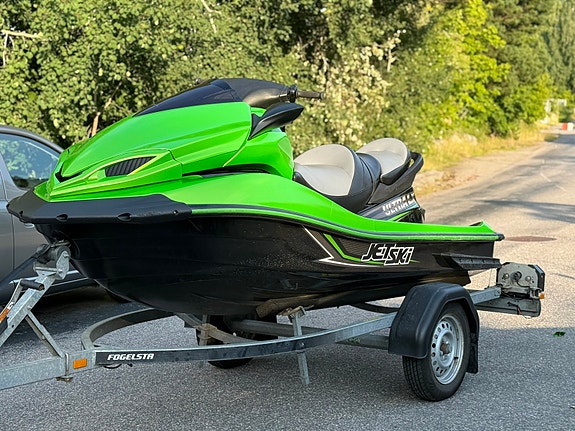 Kawasaki Ultra LX med 80 släp 7 of 11