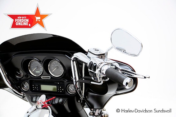 Harley-Davidson Electra Glide Classic *Hemleverans* 8 of 10