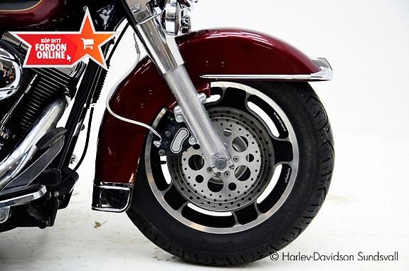 Harley-Davidson Electra Glide Classic *Hemleverans* 6 of 10
