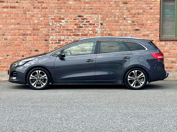 Kia Ceed 4 of 23