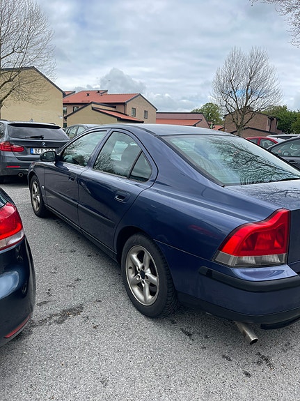 Volvo S60 6 of 8