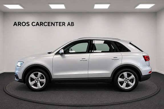 Audi Q3 4 of 5