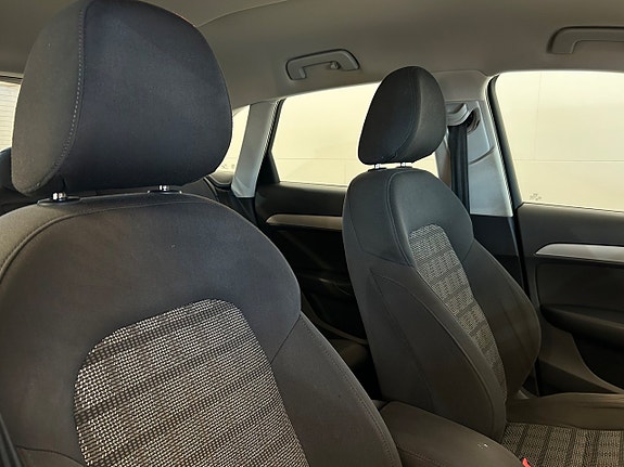 Audi Q3 9 of 18