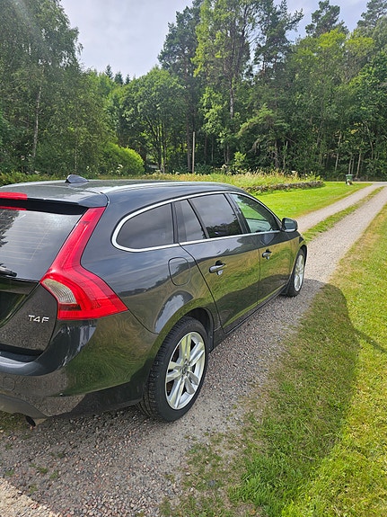 Volvo V60 5 of 5
