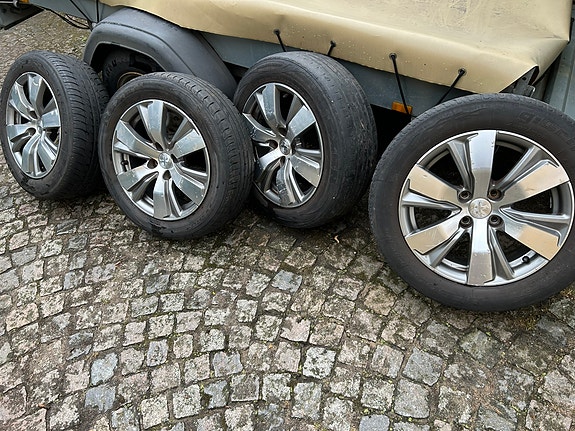 Peugeot 2008 8 of 8
