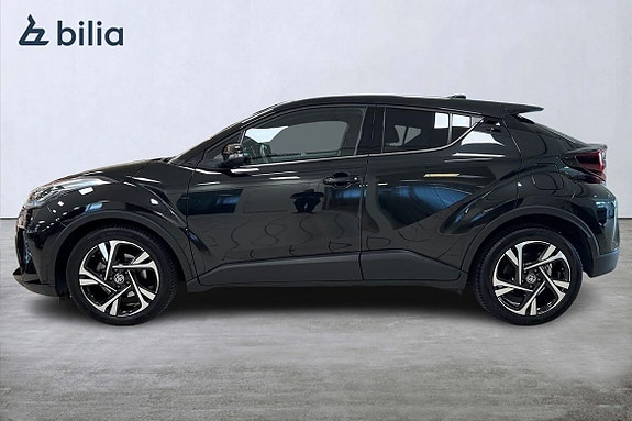 Toyota C-HR 3 of 5