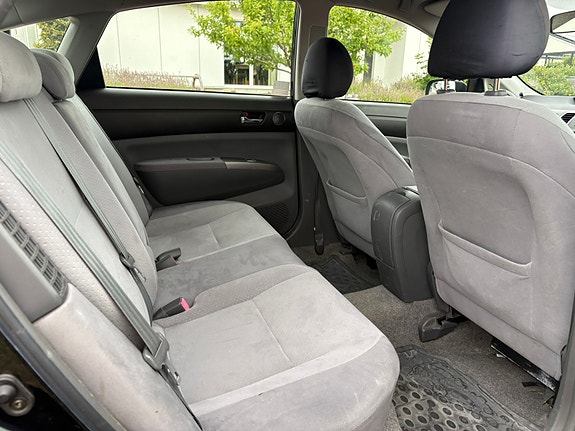 Toyota Prius 10 of 11