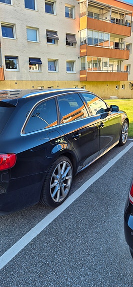 Audi A4 4 of 15