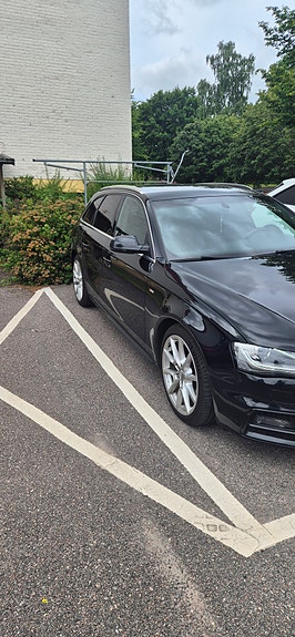 Audi A4 6 of 15