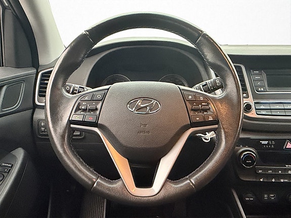 Hyundai Tucson 14 of 30